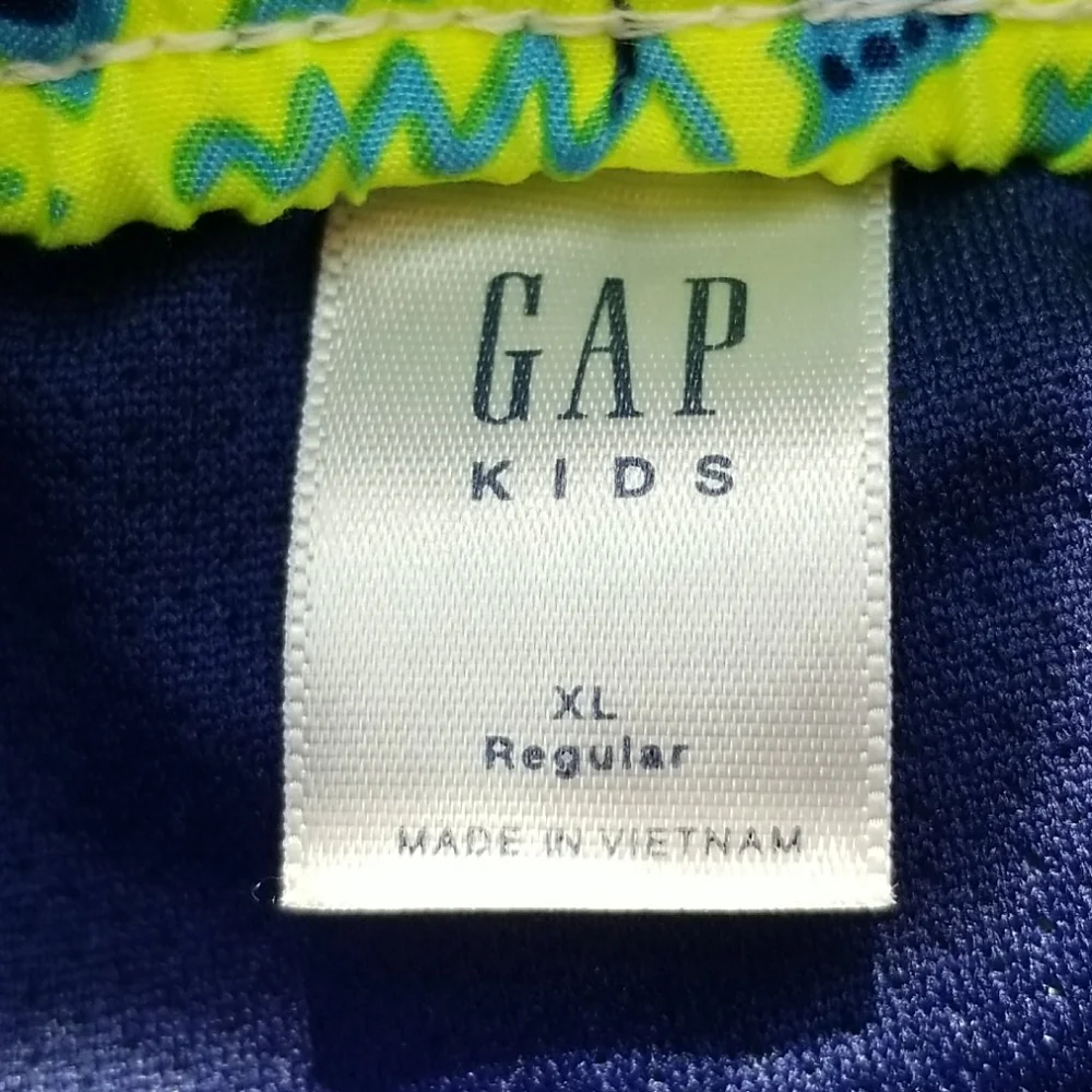 Gap Blue fish swim trucks size 12